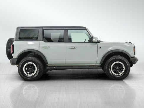 Used 2022 Ford Bronco Outer Banks w/ Sasquatch Package AWD/4WD image 6