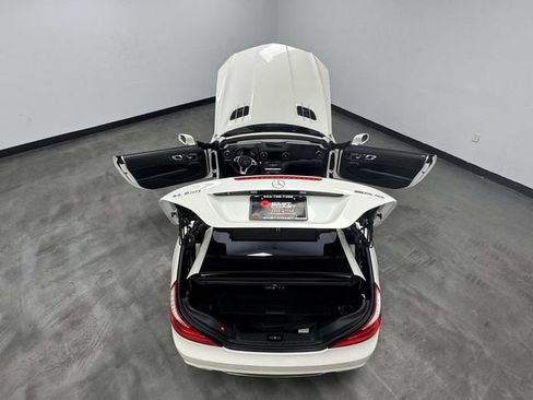 Used 2016 Mercedes-Benz SL 550 w/ Driver Assistance Package image 24
