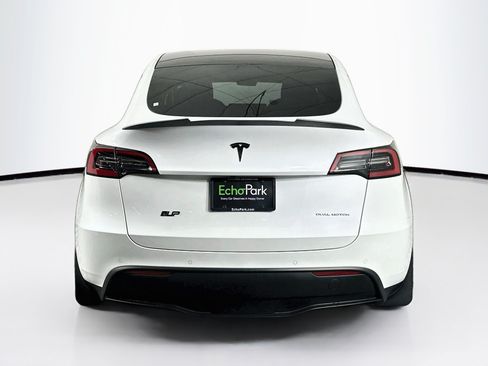 Used 2021 Tesla Model Y Long Range AWD/4WD image 7