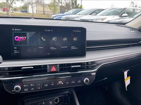 Used 2025 Kia K5 LXS image 10