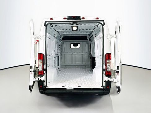 New 2026 RAM ProMaster 3500 w/ Cold Weather Group image 16
