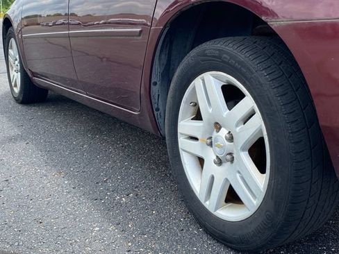 Used 2007 Chevrolet Impala LT FWD image 12