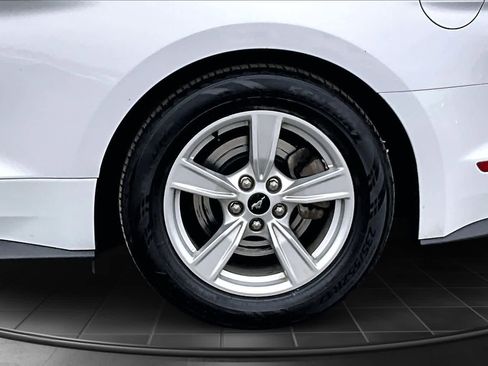 Used 2022 Ford Mustang Coupe image 35