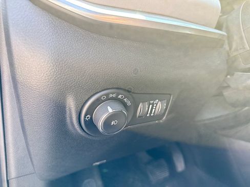 Used 2025 Jeep Compass Limited AWD/4WD image 14