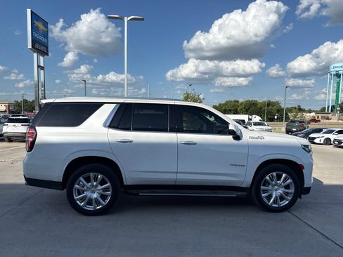 Used 2021 Chevrolet Tahoe High Country AWD/4WD image 5