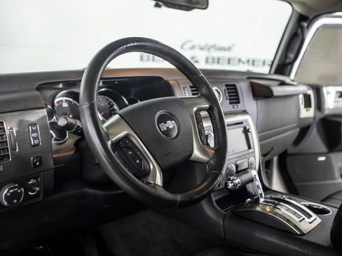 Used 2009 HUMMER H2 Luxury image 25