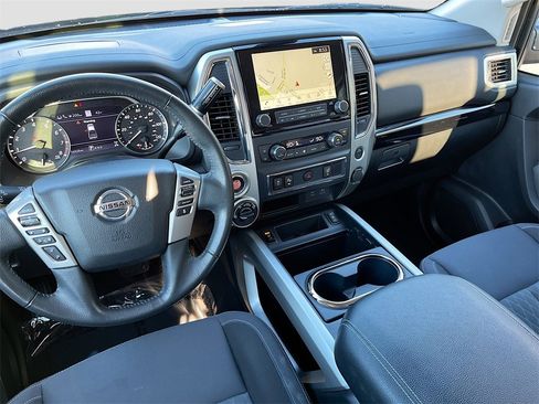 Certified 2021 Nissan Titan SV w/ SV Convenience Package image 21