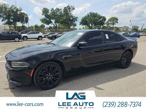 Used 2016 Dodge Charger SXT w/ Plus Group RWD image 1
