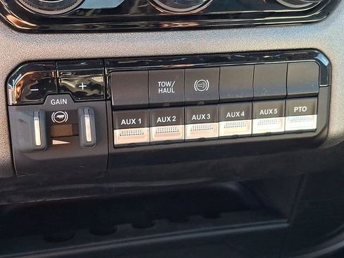 Used 2025 RAM 5500 Tradesman image 25