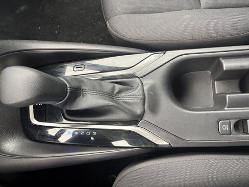 Used 2025 Toyota Corolla LE image 39