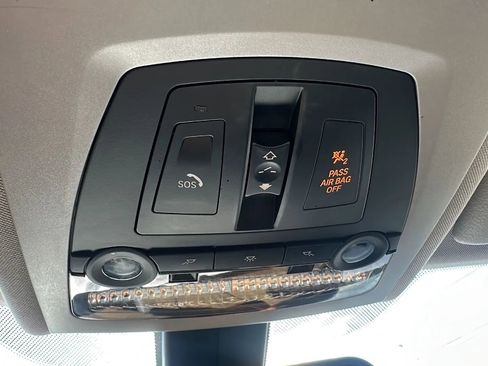 Used 2016 BMW 528i Sedan image 18