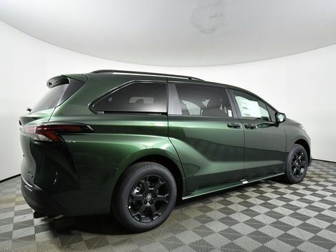 New 2026 Toyota Sienna XLE Woodland Edition image 10