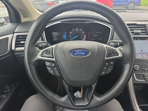 Used 2019 Ford Fusion SE AWD/4WD image 23