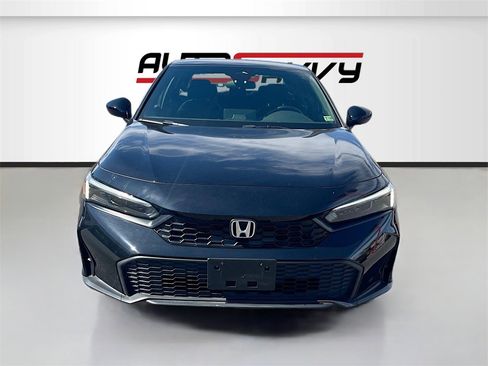 Used 2025 Honda Civic Sport image 2