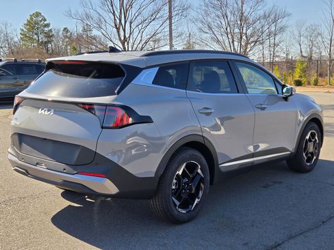 New 2026 Kia Sportage EX w/ EX Panorama Roof Package image 7