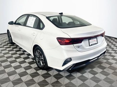 Used 2023 Kia Forte LXS FWD image 6