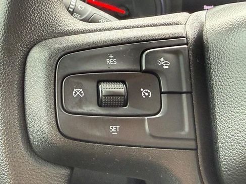 Used 2025 Chevrolet Silverado 1500 Custom image 13