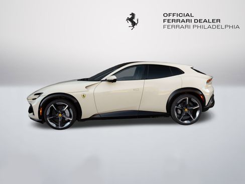 Used 2025 Ferrari Purosangue image 4