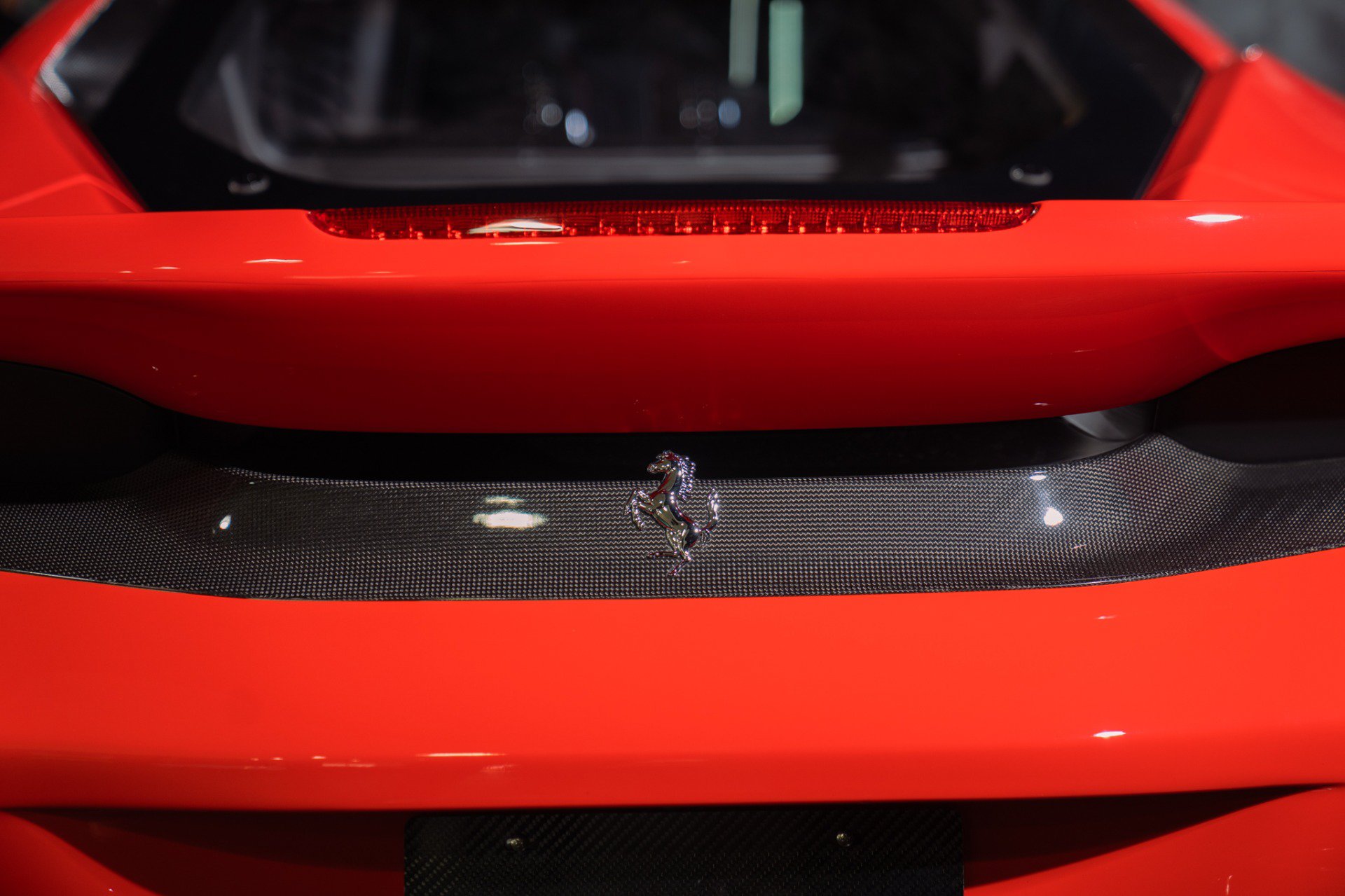 Used 2020 Ferrari 488 Pista Coupe RWD image 32