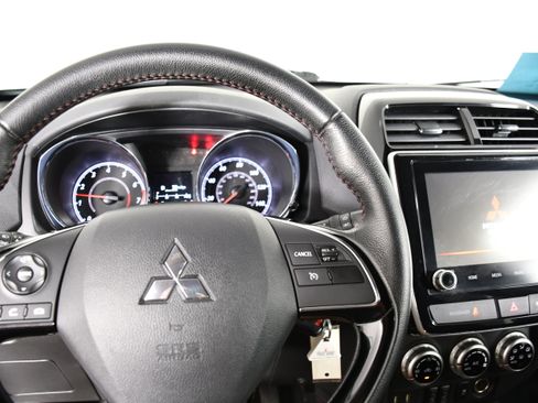 Used 2023 Mitsubishi Outlander Sport LE AWD/4WD image 16