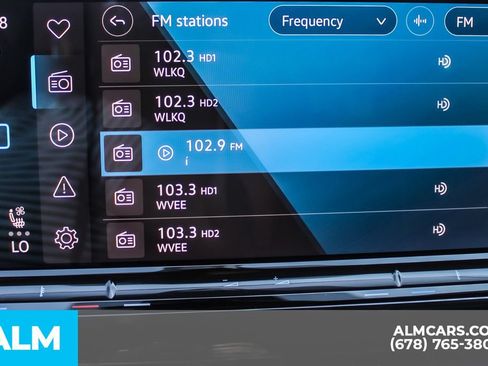 Used 2025 Volkswagen Atlas SE FWD image 35