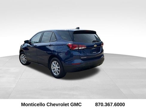 Used 2022 Chevrolet Equinox LS FWD image 6
