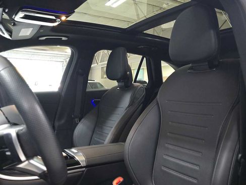 Used 2026 Mercedes-Benz GLC 300 4MATIC image 22