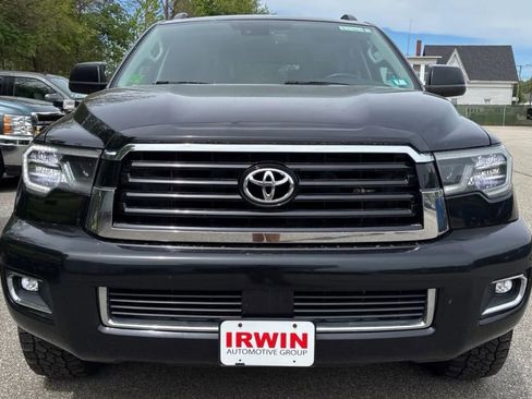 Used 2018 Toyota Sequoia TRD Sport AWD/4WD image 5