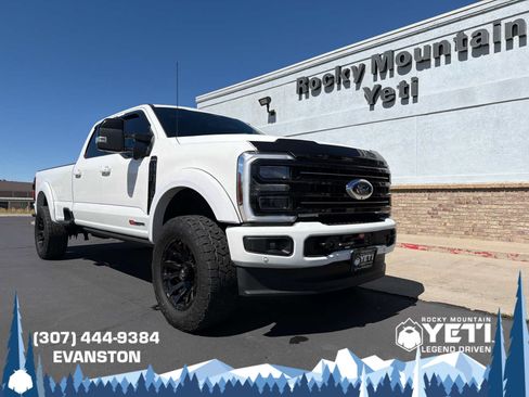 Used 2025 Ford F350 Platinum AWD/4WD image 1