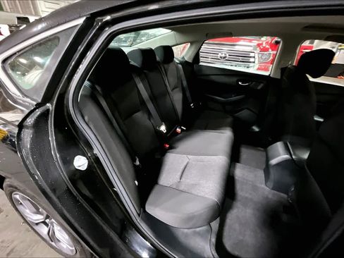 Used 2023 Honda Accord EX image 19