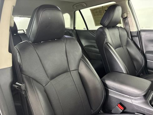 Used 2023 Subaru Outback Limited AWD/4WD image 32
