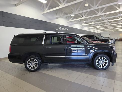 Used 2018 GMC Yukon XL Denali w/ Open Road Package image 7