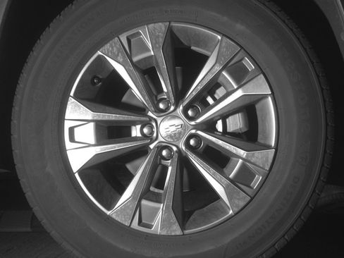 Used 2025 Chevrolet Equinox LT image 13