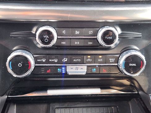 Used 2023 Ford F150 Lariat w/ Equipment Group 502A High AWD/4WD image 29