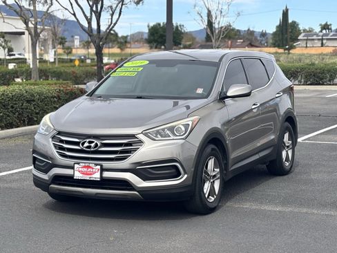 Used 2018 Hyundai Santa Fe Sport image 2