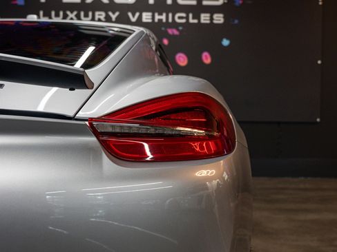 Used 2015 Porsche Cayman S image 31