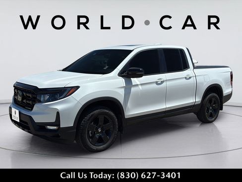 Used 2025 Honda Ridgeline Black Edition image 11