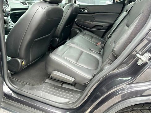 Used 2017 GMC Acadia SLT image 21