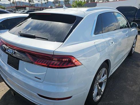 Used 2023 Audi Q8 Prestige w/ Prestige Package image 11