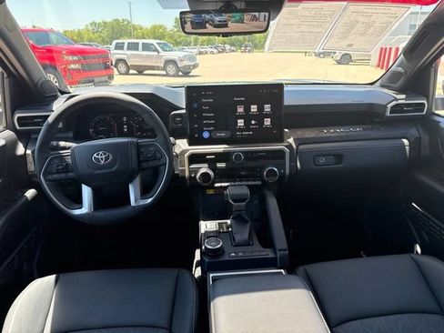 Used 2026 Toyota Tacoma Limited AWD/4WD image 25