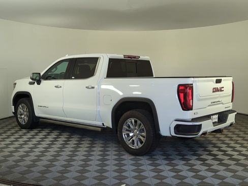 Used 2023 GMC Sierra 1500 Denali AWD/4WD image 4