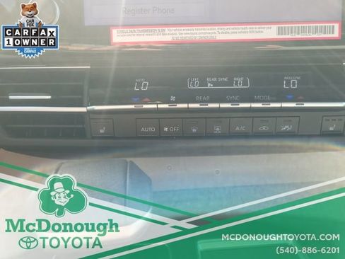 Used 2024 Toyota Sienna XLE FWD image 5
