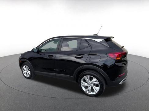 Used 2025 Buick Encore GX Preferred AWD/4WD image 10