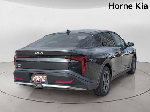 New 2026 Kia K4 FWD image 4