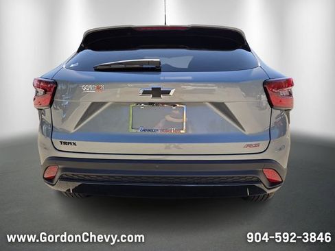 New 2026 Chevrolet Trax RS image 5