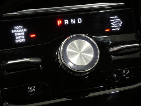 Used 2023 Jeep Grand Cherokee L Summit AWD/4WD image 25