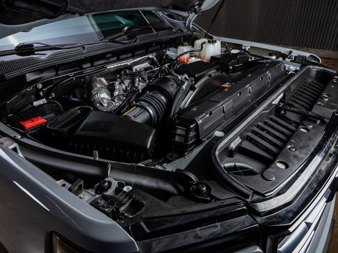 Used 2025 GMC Sierra 2500 AT4 w/ AT4 Premium Plus Package image 41