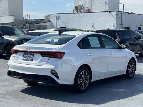 Certified 2023 Kia Forte LXS image 8