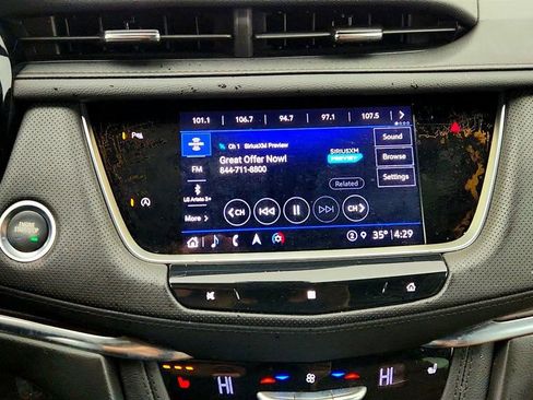 Used 2021 Cadillac XT5 Premium Luxury image 17