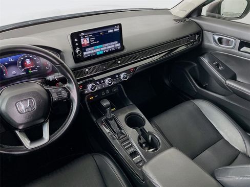 Used 2023 Honda Civic Touring image 29
